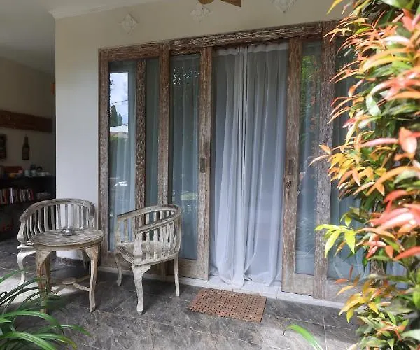 The Spare Bali Guest house 4*